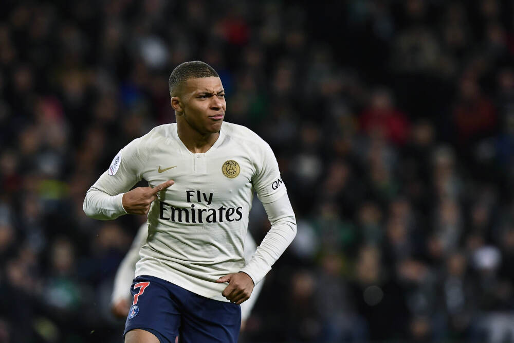 V观财报｜中石科技董事长吴晓宁辞职，其子吴憾接任